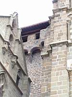 Le Puy en Velay, Cathedrale Notre Dame, Batiment des machicoulis